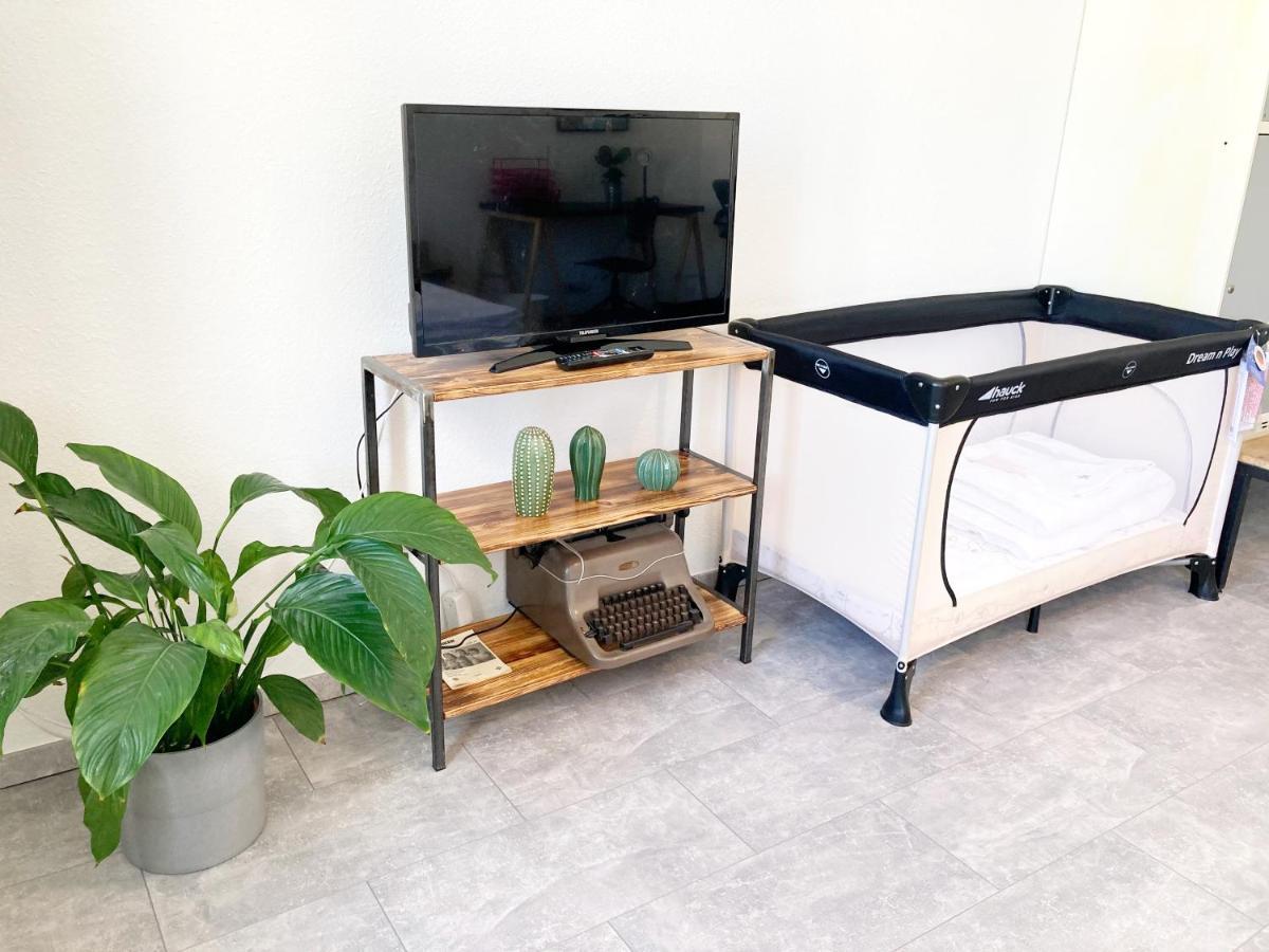 2 Zimmer Ferienwohnung In Zentraler Lage Inkl Wlan & Netflix Leipzig Extérieur photo